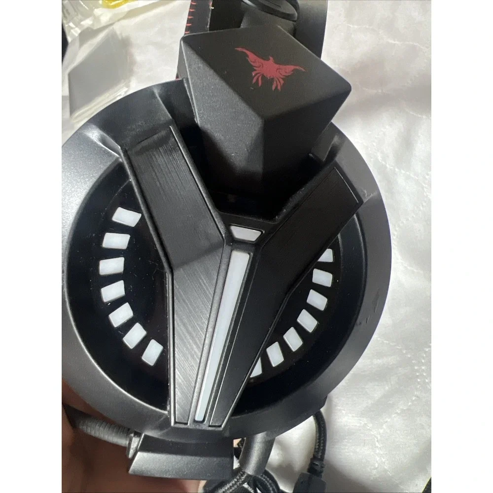 CombatWing Gaming Headset M180